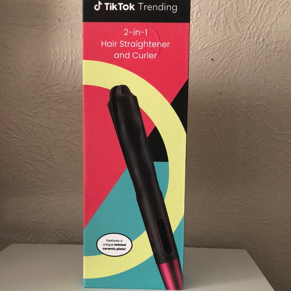 Black and Pink 2-in-1 Hair Straightener and Curler